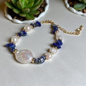 Armband i sötvattenspärlor